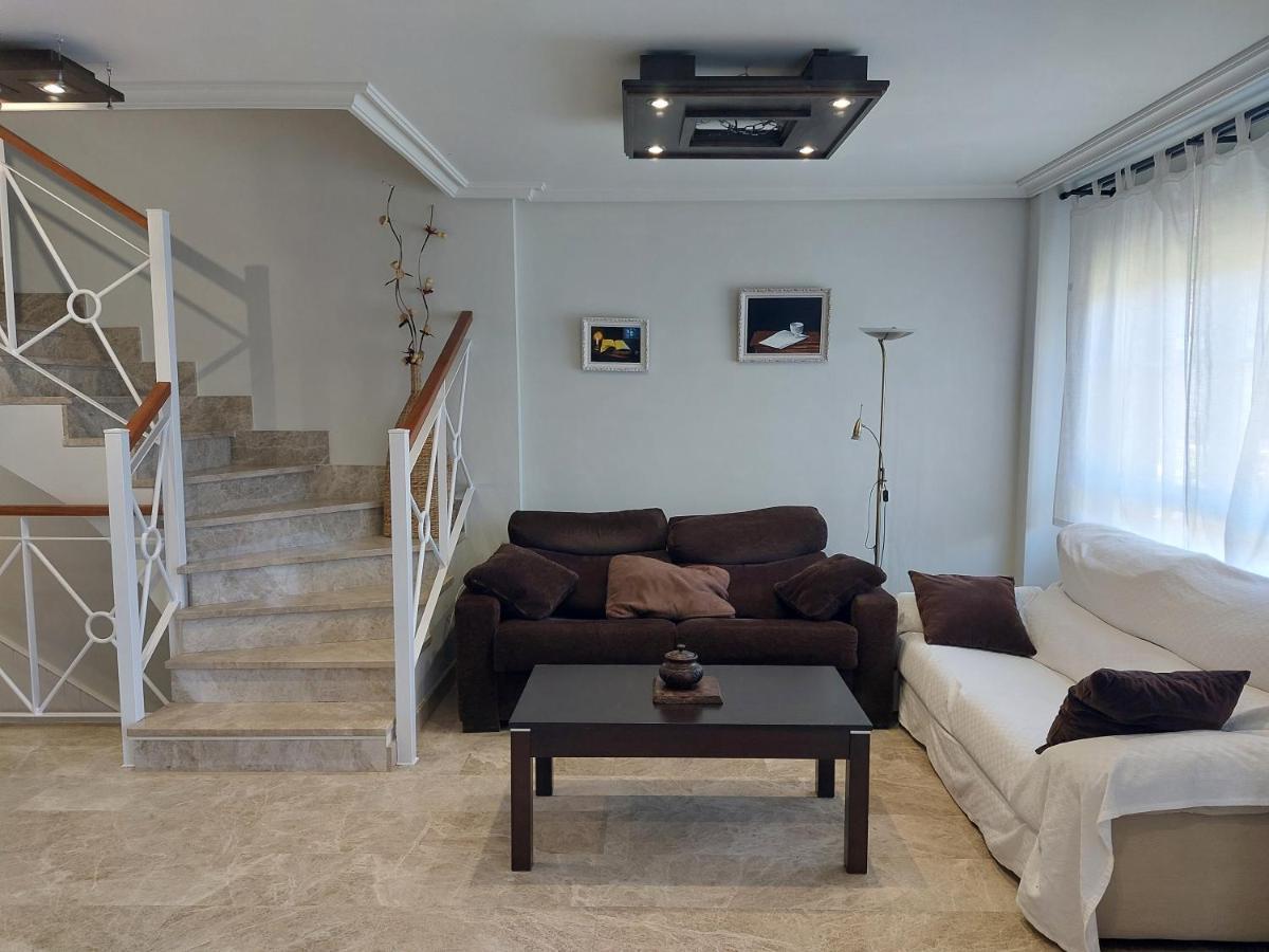 Chalet Urbano En Salamanca Santa Marta de Tormes Eksteriør bilde